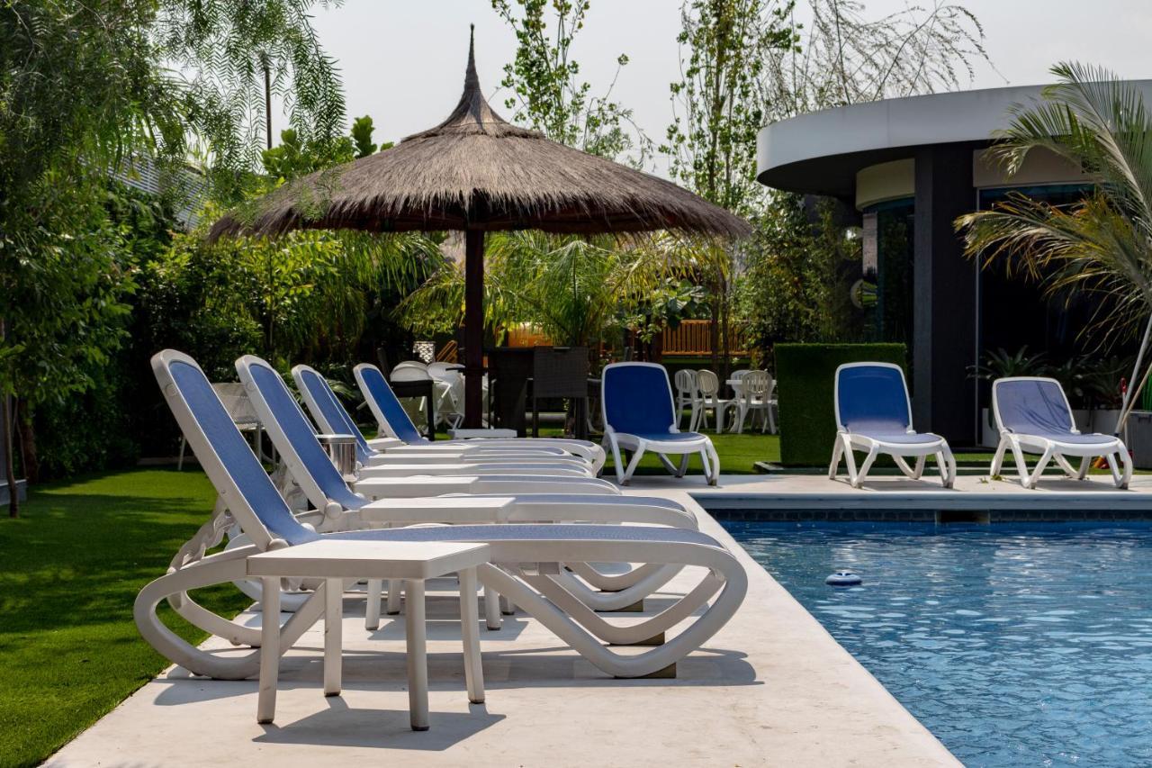אסונסיון Hotel Los Alpes Cipreses מראה חיצוני תמונה
