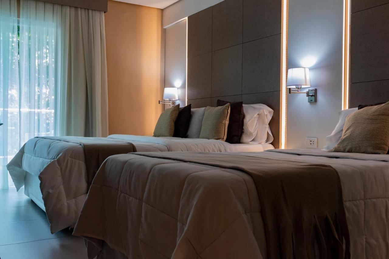אסונסיון Hotel Los Alpes Cipreses מראה חיצוני תמונה