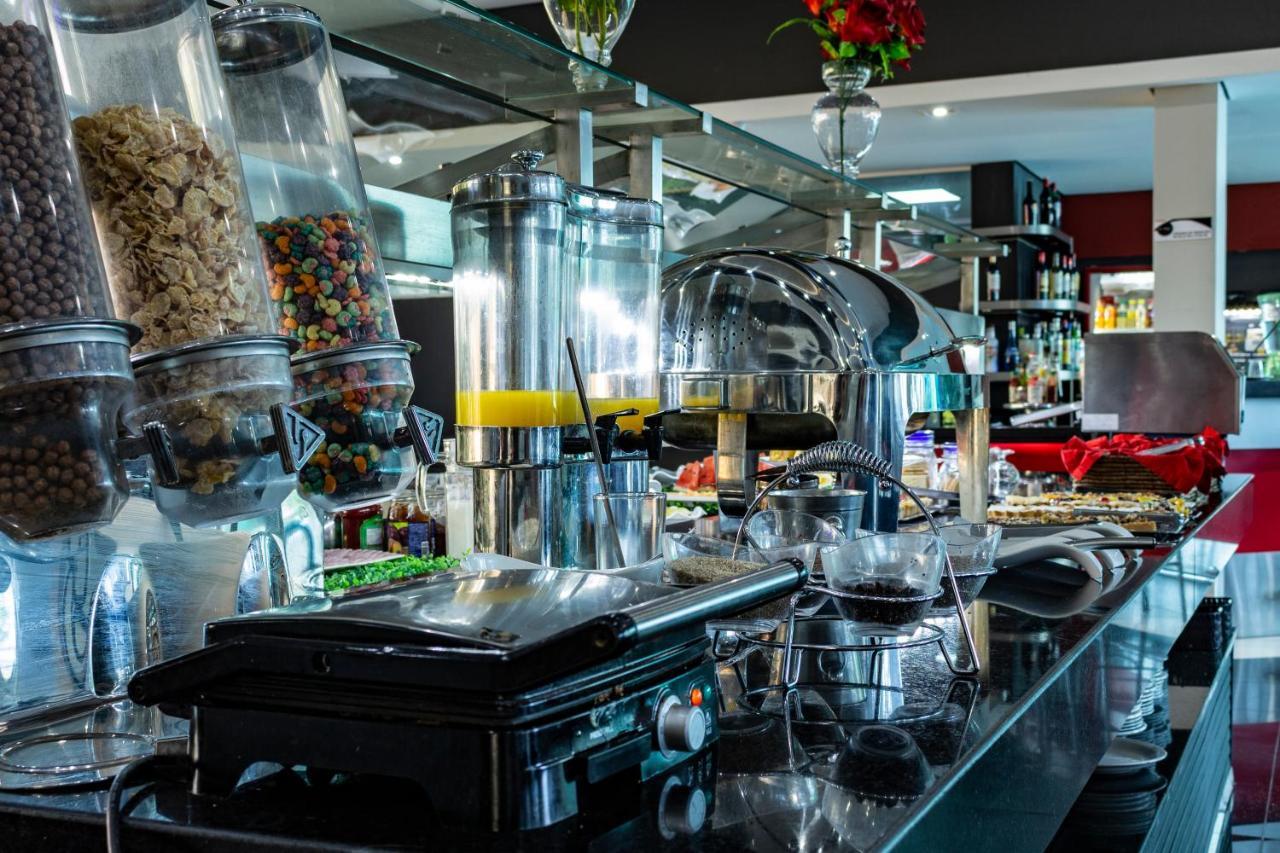 אסונסיון Hotel Los Alpes Cipreses מראה חיצוני תמונה