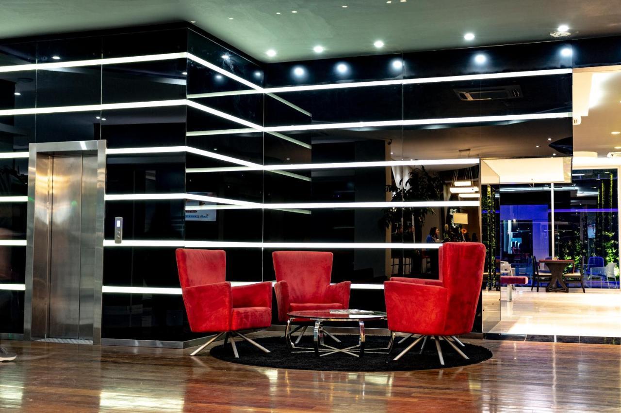 אסונסיון Hotel Los Alpes Cipreses מראה חיצוני תמונה