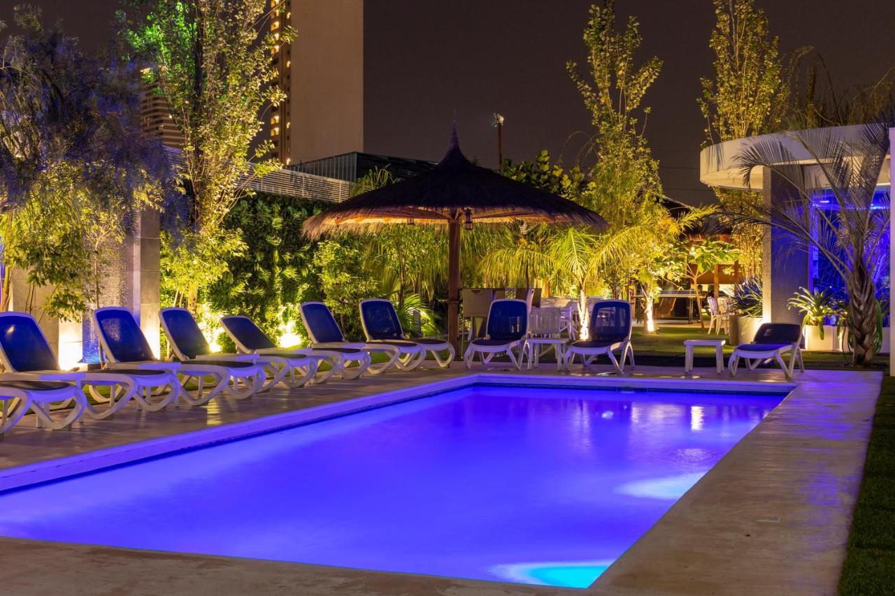 אסונסיון Hotel Los Alpes Cipreses מראה חיצוני תמונה